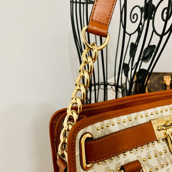 MICHAEL KORS HAMILTON STUDDED VANILLA AND GOLD SATCHEL WITH DUST BAG - Picture 13 of 14